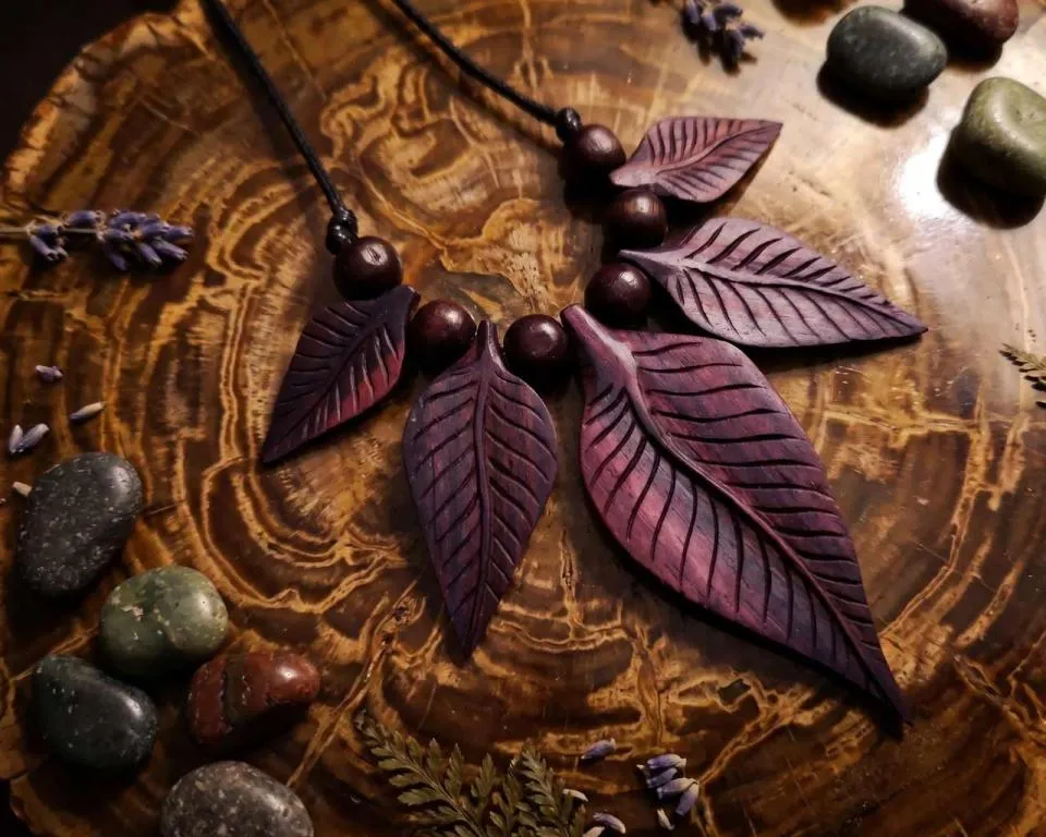 Holz Blätter Collier